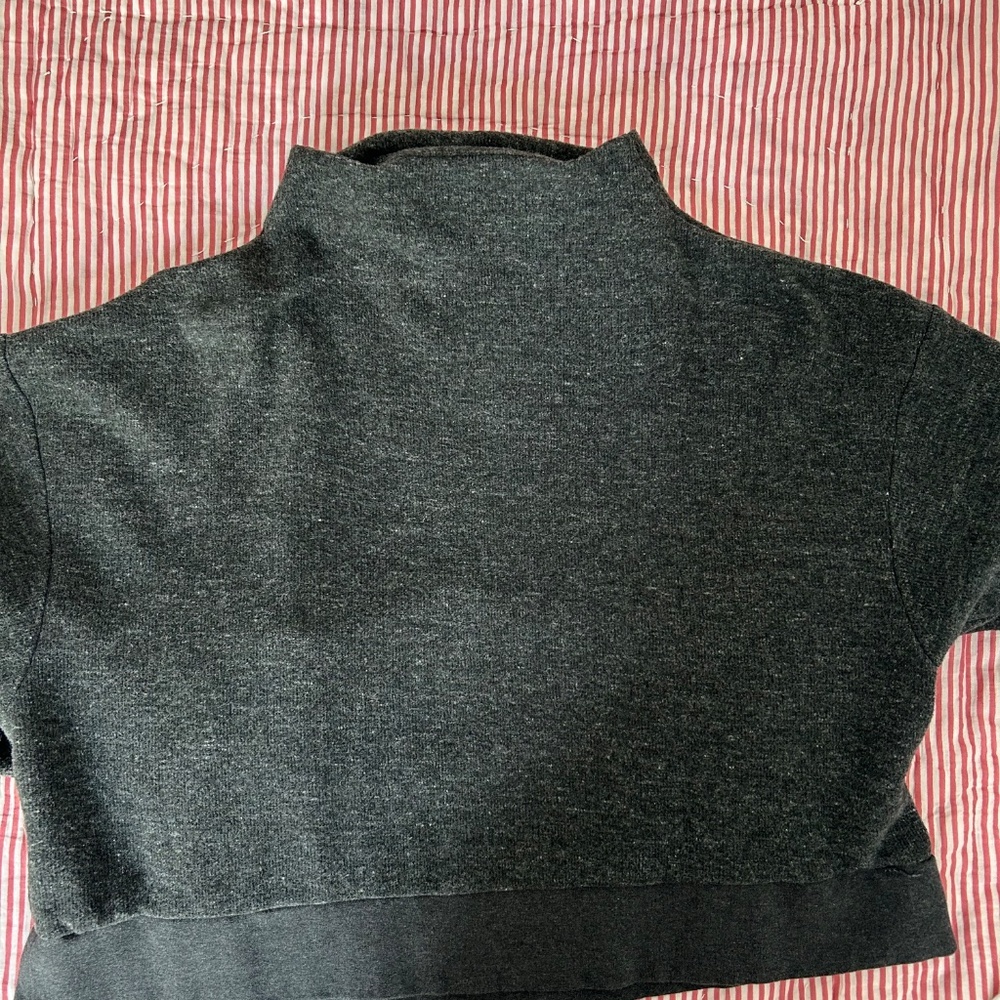 Nike mock neck sweater NWOT - Picture 2 of 3